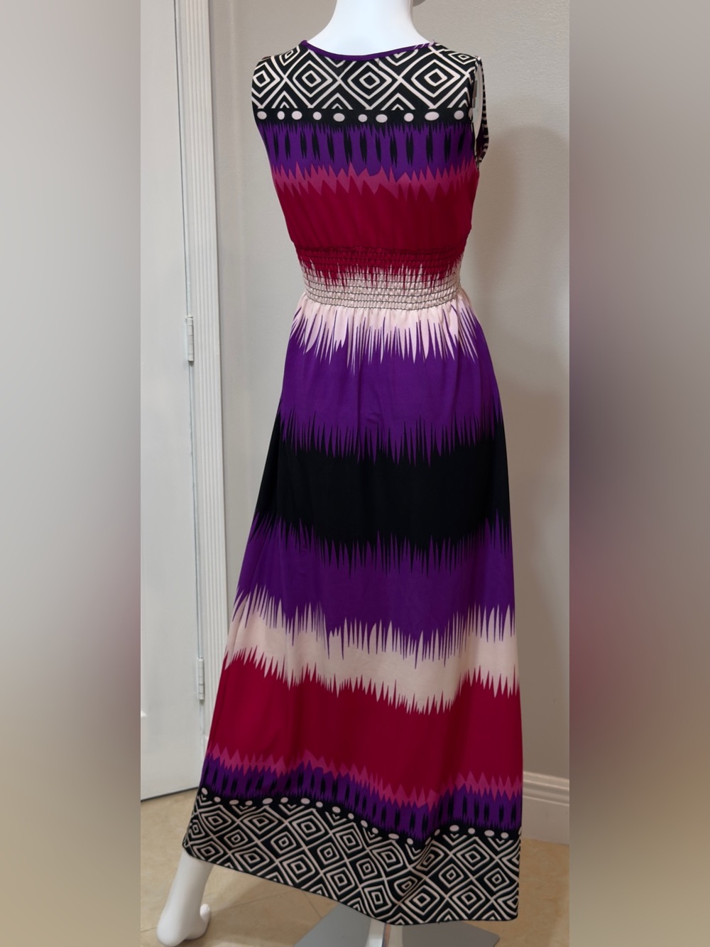 Jon & Anna New York V- Neck Sleeveless Woman Multicolor & Print Color . Size : M - Picture 4 of 14